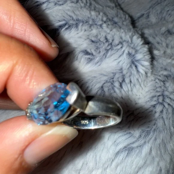 Elegant Marquise shaped Blue Stone Sterling Silver Ring approx 4 1/2-5 - Picture 10 of 13